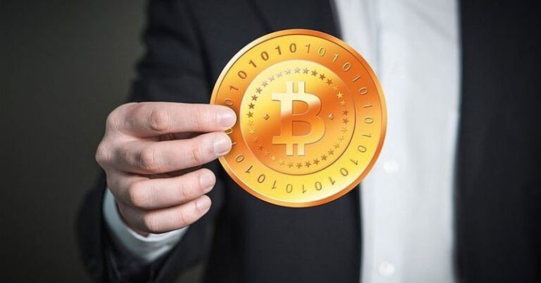 Bóng Tối Bitcoin: Đối Mặt Với Hoạt Động Bất Hợp Pháp