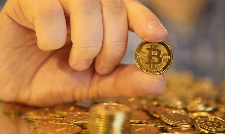 Giá Trị Đồng Bitcoin 2017: Cuộc Cách Mạng Tiền Điện Tử